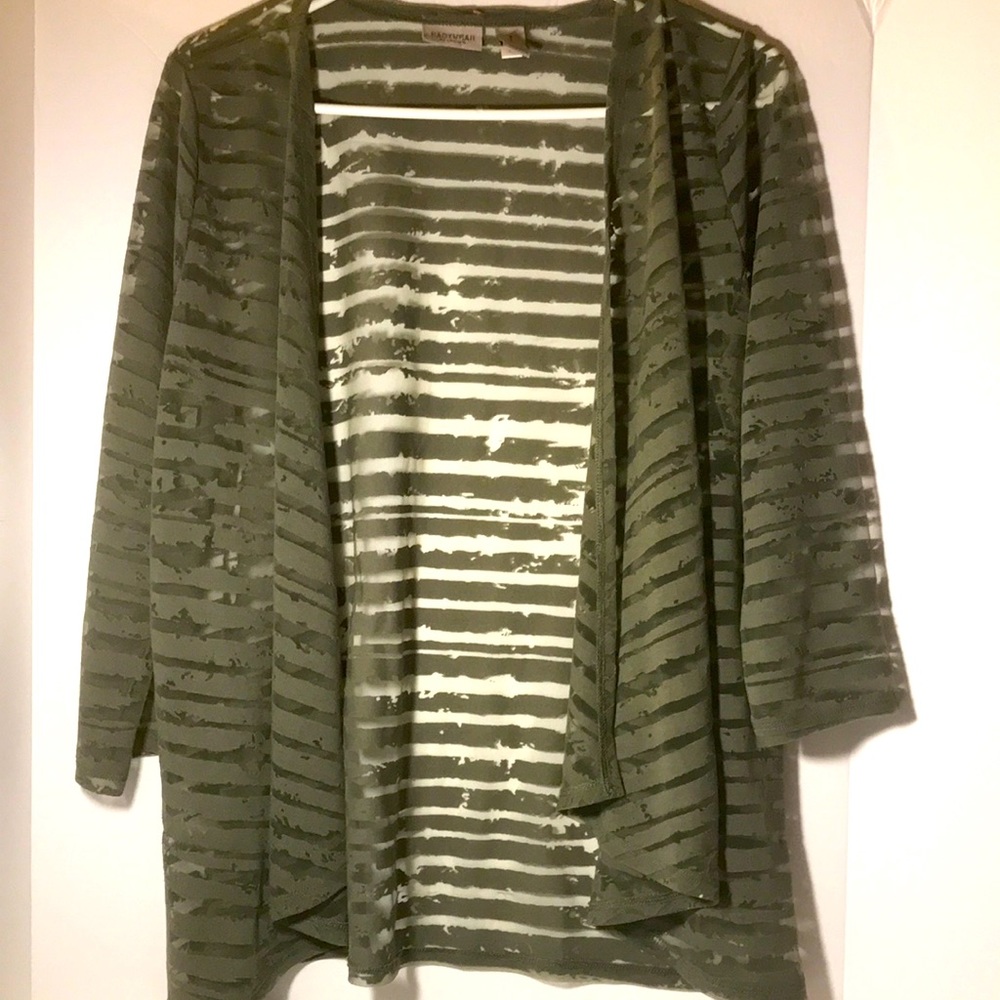 Chico’s shrug size 1 green sheer easywear 73% rayon 27% polyester